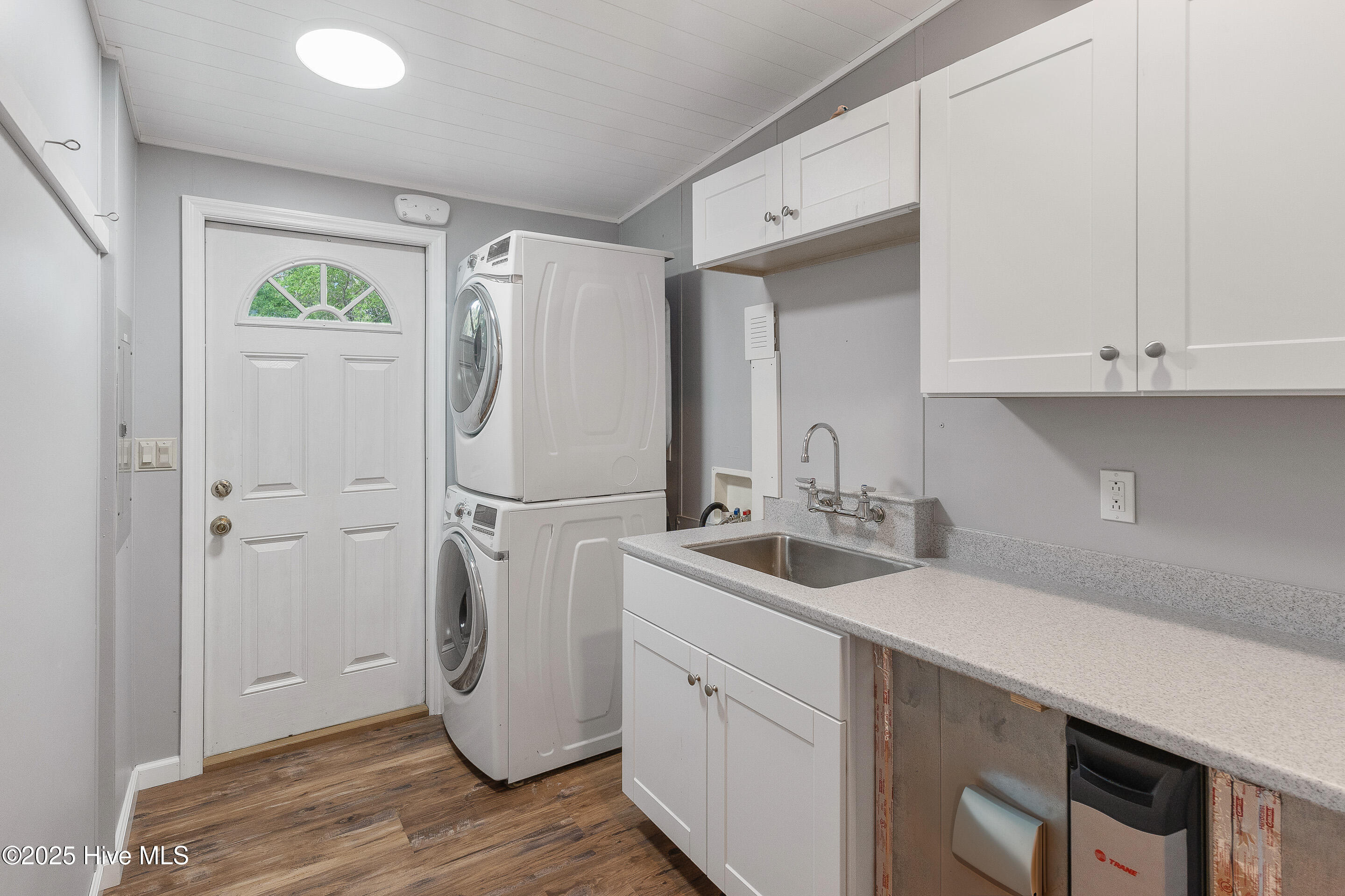 111 Cole Drive Hampstead, NC 28443 - Photo 17 of 26 111 Cole Dr MLS-34