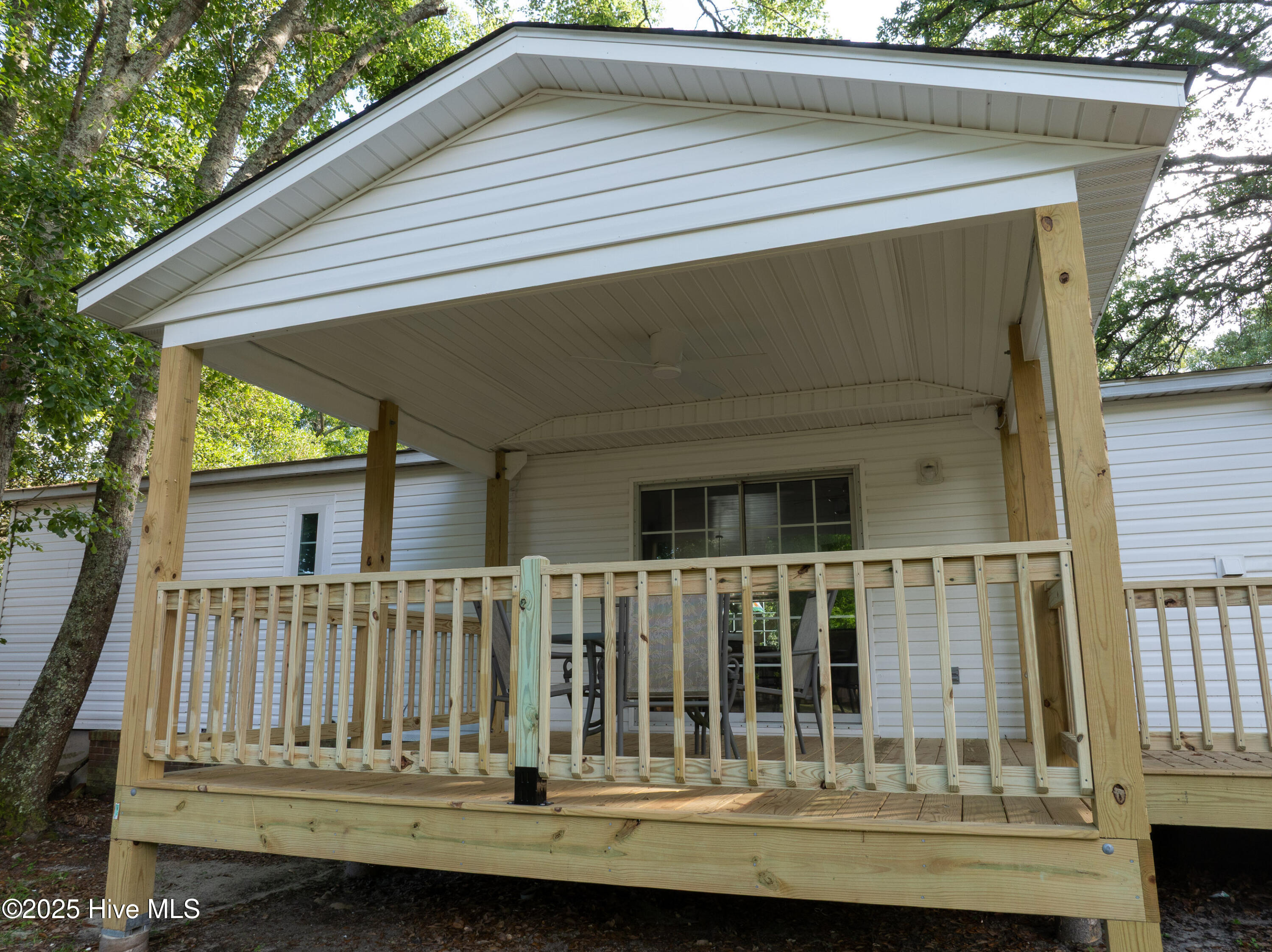 111 Cole Drive Hampstead, NC 28443 - Photo 18 of 26 111 Cole Dr MLS-36