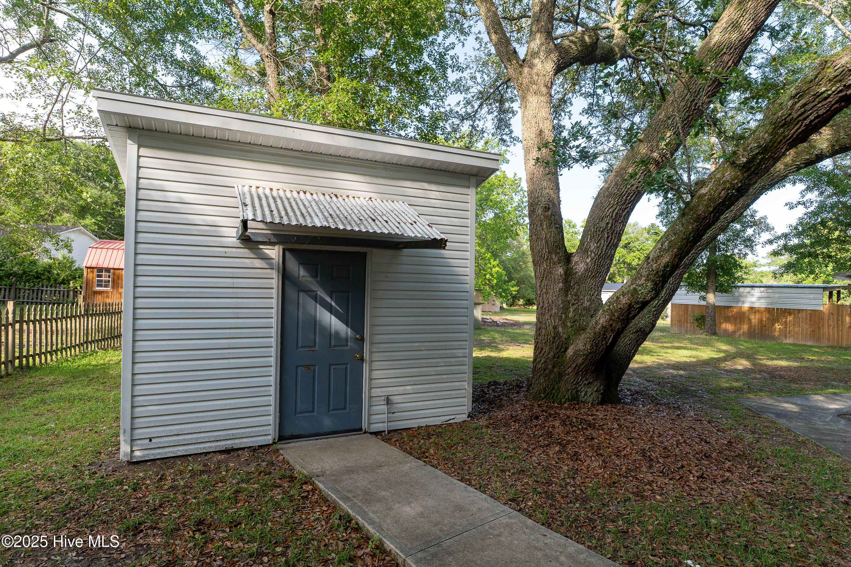 111 Cole Drive Hampstead, NC 28443 - Photo 20 of 26 111 Cole Dr MLS-8