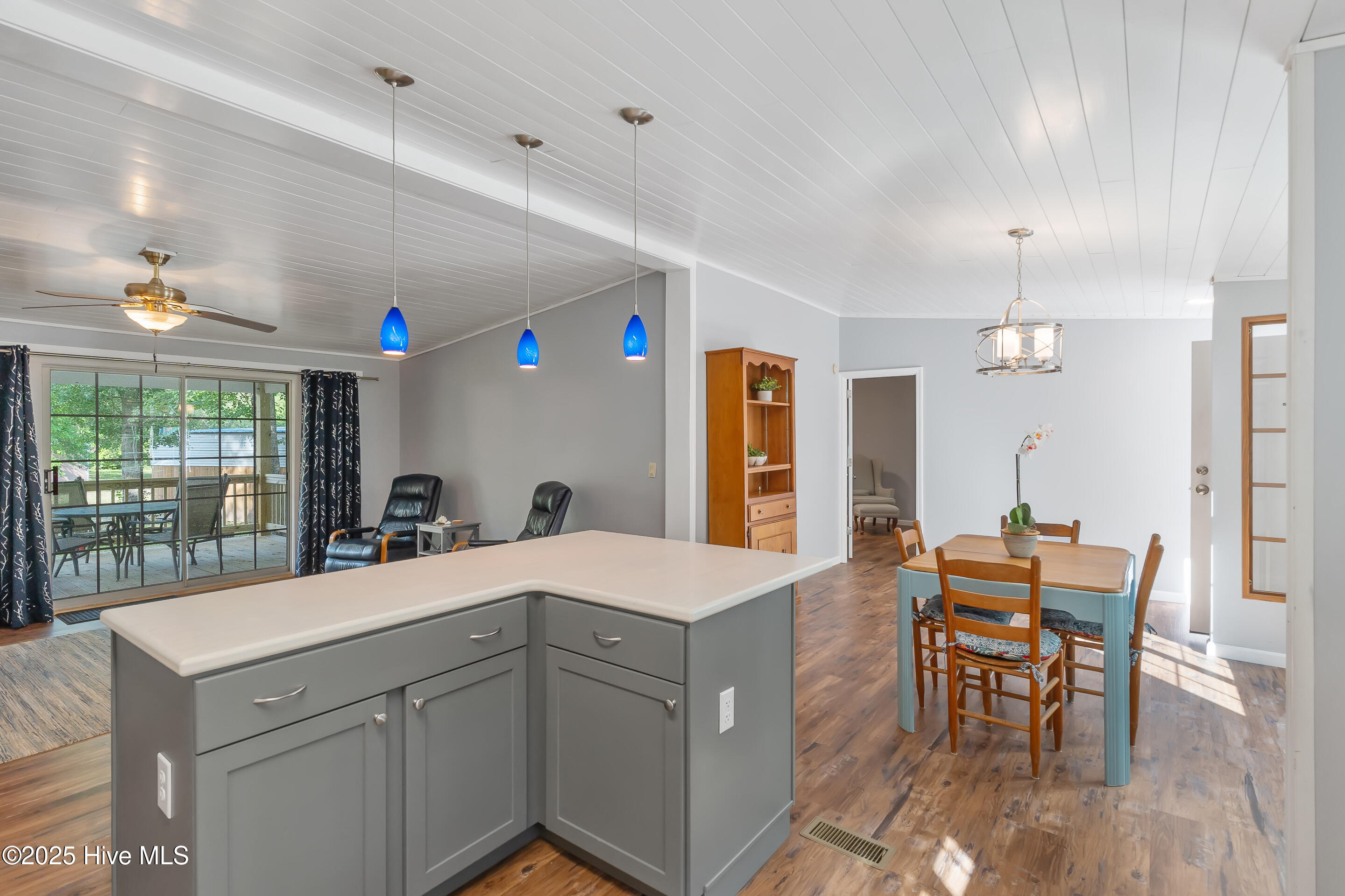 111 Cole Drive Hampstead, NC 28443 - Photo 8 of 26 111 Cole Dr MLS-20