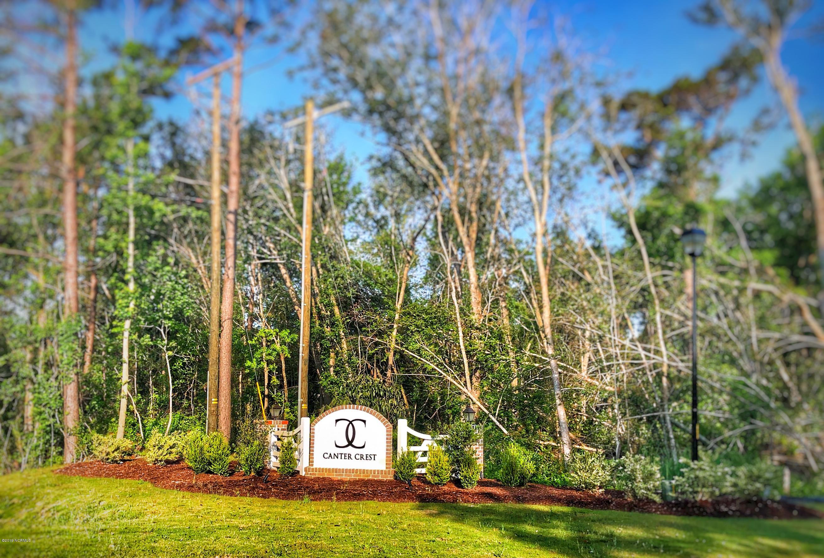 Canter Crest Entrance