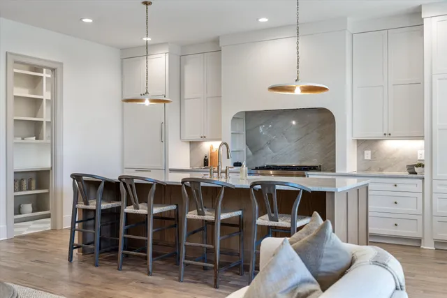 $999,999 | 601 American Road, Nashville, TN 37209