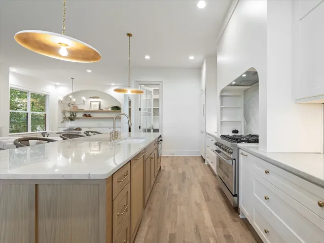 $999,999 | 601 American Road, Nashville, TN 37209