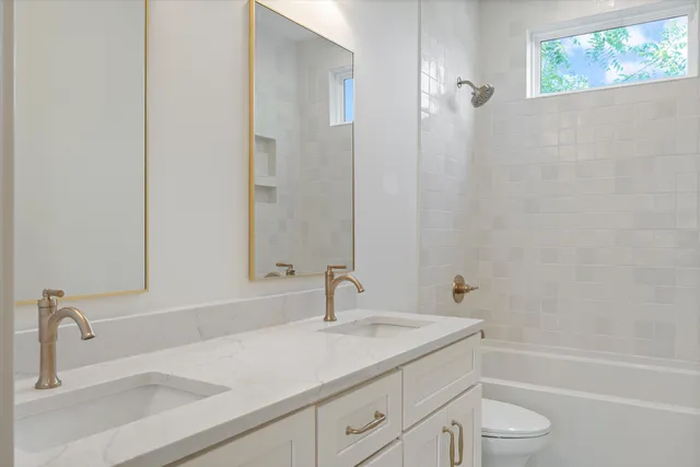 $999,999 | 601 American Road, Nashville, TN 37209