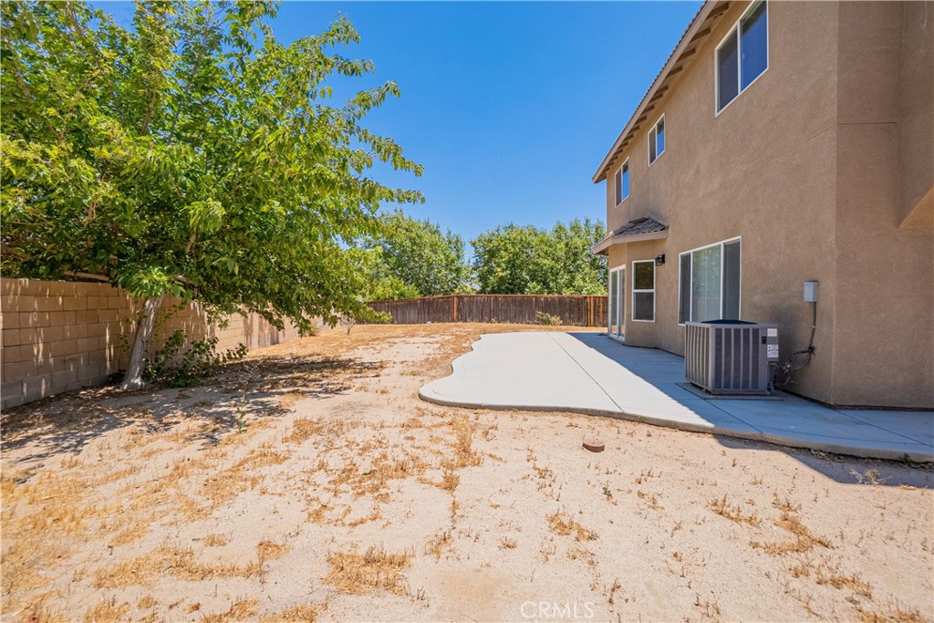 13680 Summit View Street Hesperia, CA 92344 - Photo 19 of 20 Gallery Image 19
