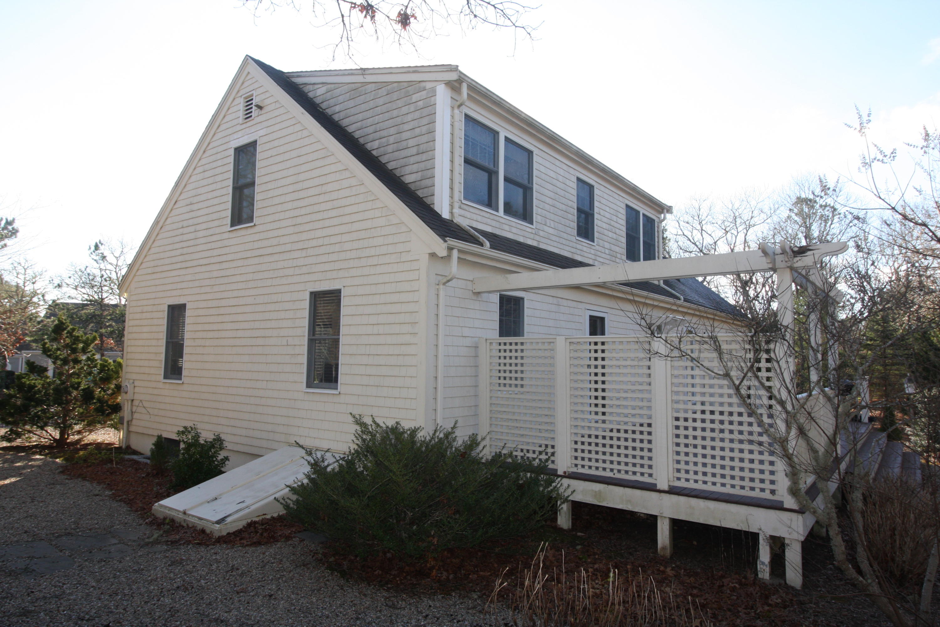 12 Ridge Court Brewster, MA 02631 - Photo 8 of 48 IMG_9119