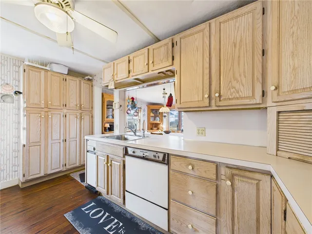 $999,900 | 1140 Succotash Road, Narragansett, RI 02879