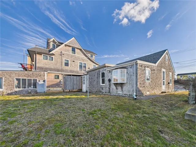 $999,900 | 1140 Succotash Road, Narragansett, RI 02879