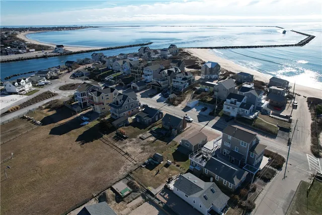 $999,900 | 1140 Succotash Road, Narragansett, RI 02879