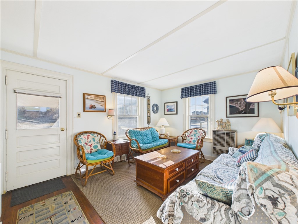 1140 Succotash Road Narragansett, RI 02879 - Photo 8 of 43