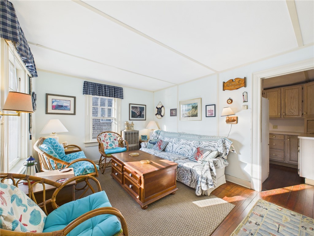 1140 Succotash Road Narragansett, RI 02879 - Photo 9 of 43