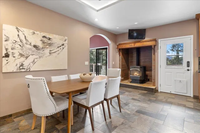 $2,680,000 | 23435 Summit Road, Los Gatos, CA 95033