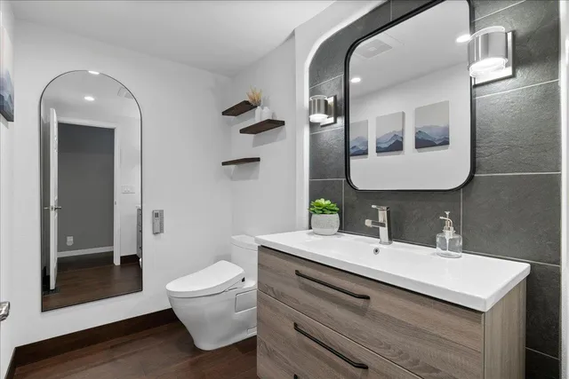 $2,680,000 | 23435 Summit Road, Los Gatos, CA 95033