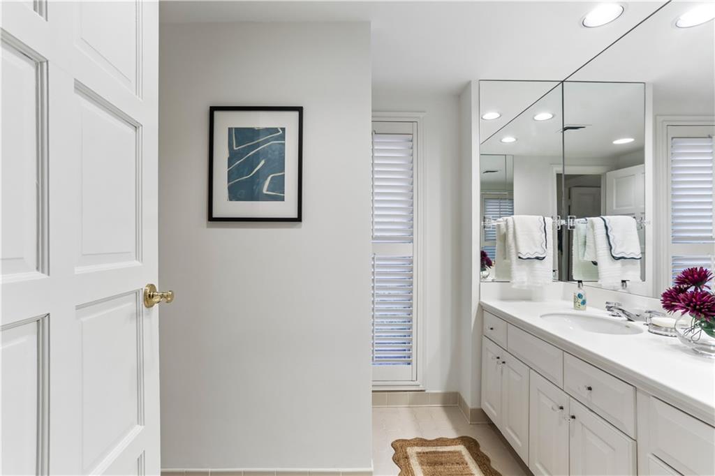 2769 Peachtree Road Northeast, Unit 2 Atlanta, GA 30305 - Photo 23 of 34
