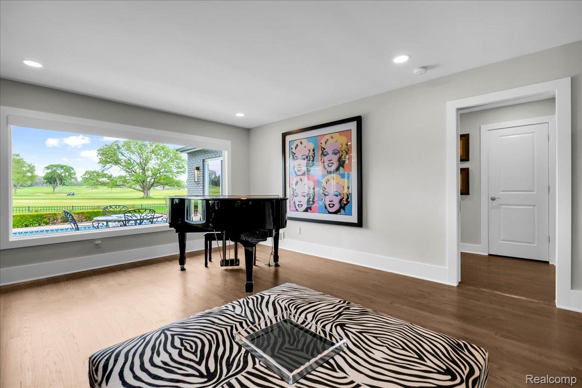 3816 West Maple Road Bloomfield Hills, MI 48301 - Photo 16 of 78 3816 W Maple_16.jpg