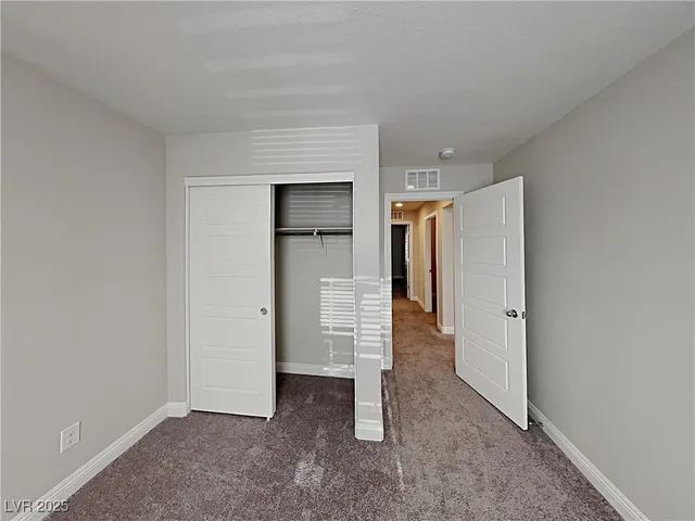 $2,100 | 7160 Ashcroft Street, North Las Vegas, NV 89084