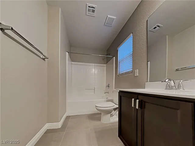 $2,100 | 7160 Ashcroft Street, North Las Vegas, NV 89084