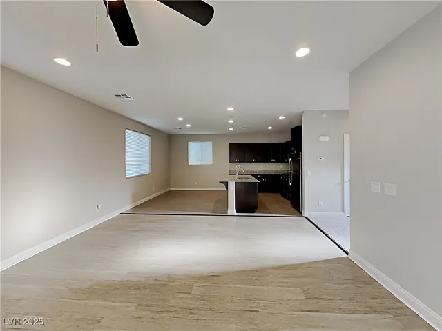 $2,100 | 7160 Ashcroft Street, North Las Vegas, NV 89084