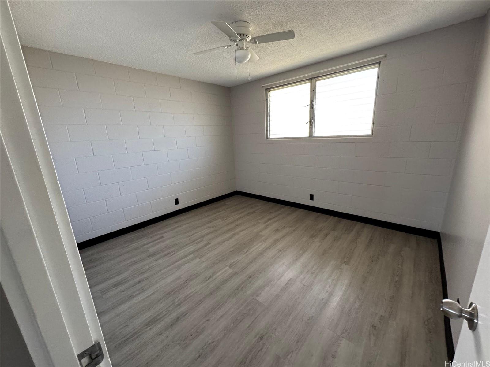 1323 Matlock Avenue Honolulu, HI 96814 - Photo 4 of 7 Unit 3 bedroom 1