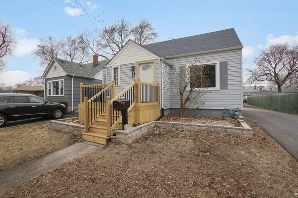 $230,000 | 3250 186th Street, Lansing, IL 60438