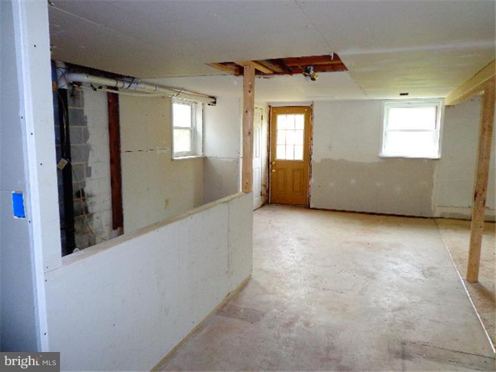 240 Valley Road Birdsboro, PA 19508 - Photo 12 of 15 Gallery Image 12