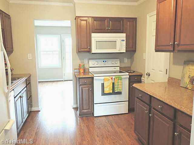 4928 Tower Road, Unit B Greensboro, NC 27410 - Photo 2 of 16 Kitchen.