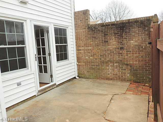 4928 Tower Road, Unit B Greensboro, NC 27410 - Photo 15 of 16 Patio/Deck.