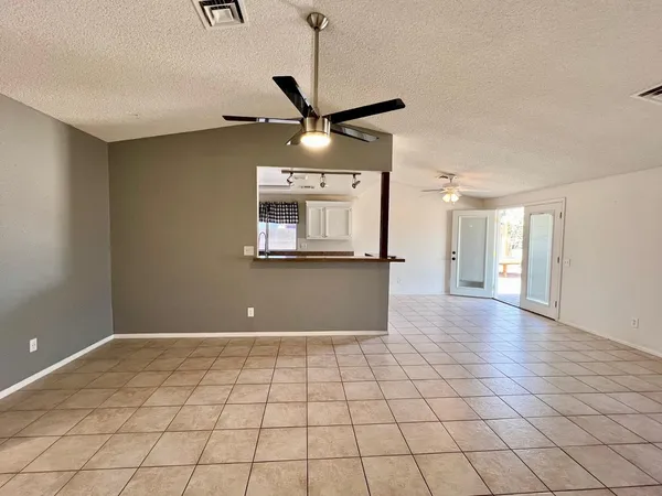 $2,000 | 4427 North 102nd Drive, Phoenix, AZ 85037