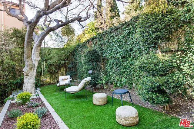 $1,975,000 | 6642 Emmet Terrace, Los Angeles, CA 90068