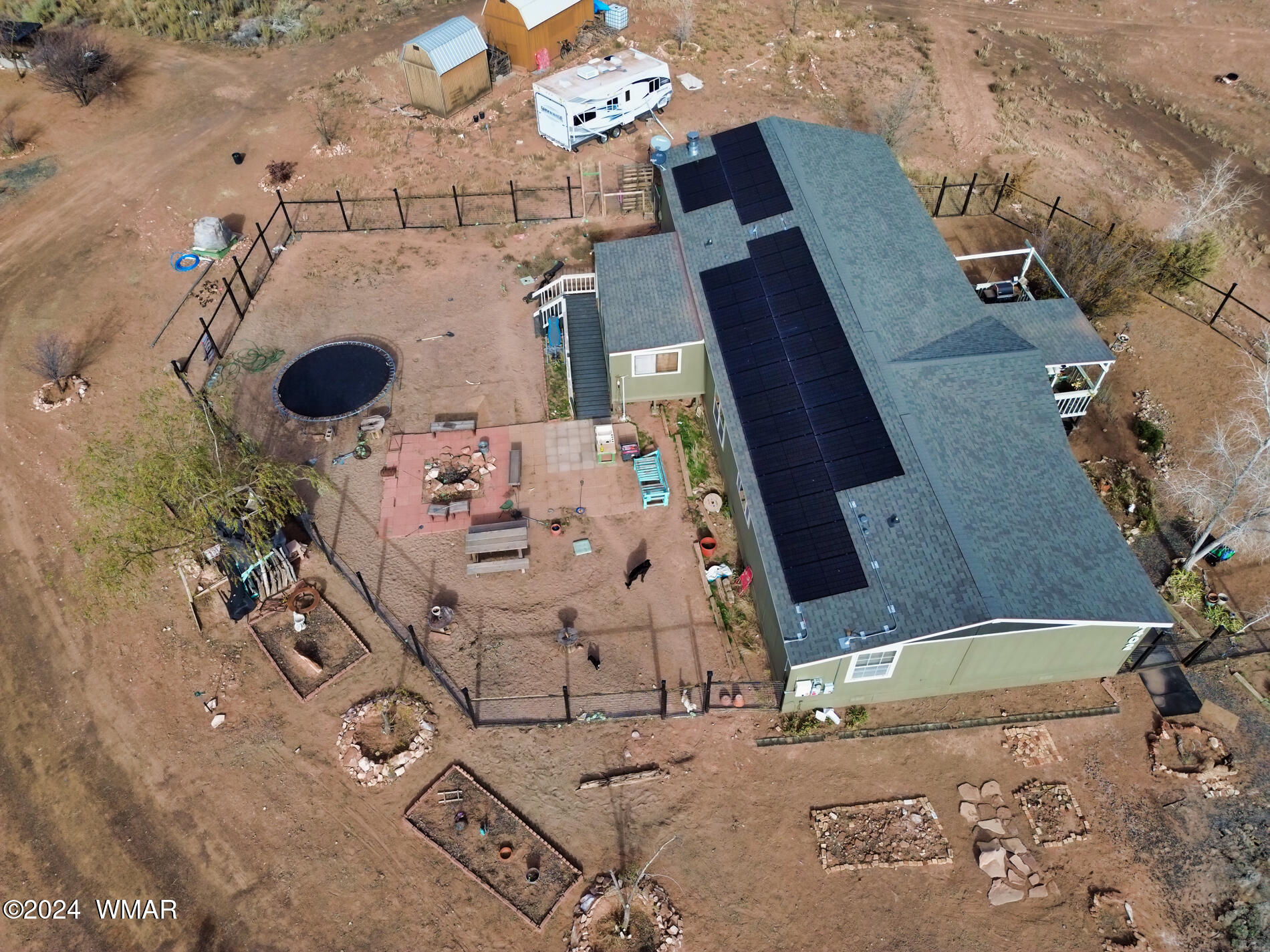 4402 McLaws Road Holbrook, AZ 86025 - Photo 9 of 46 Aerial roof