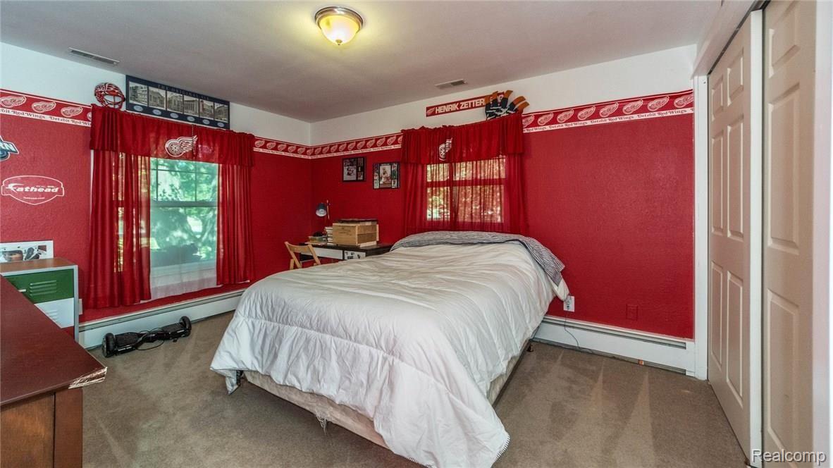 16512 Farmington Road Livonia, MI 48154 - Photo 49 of 80 dsc_0048.jpg