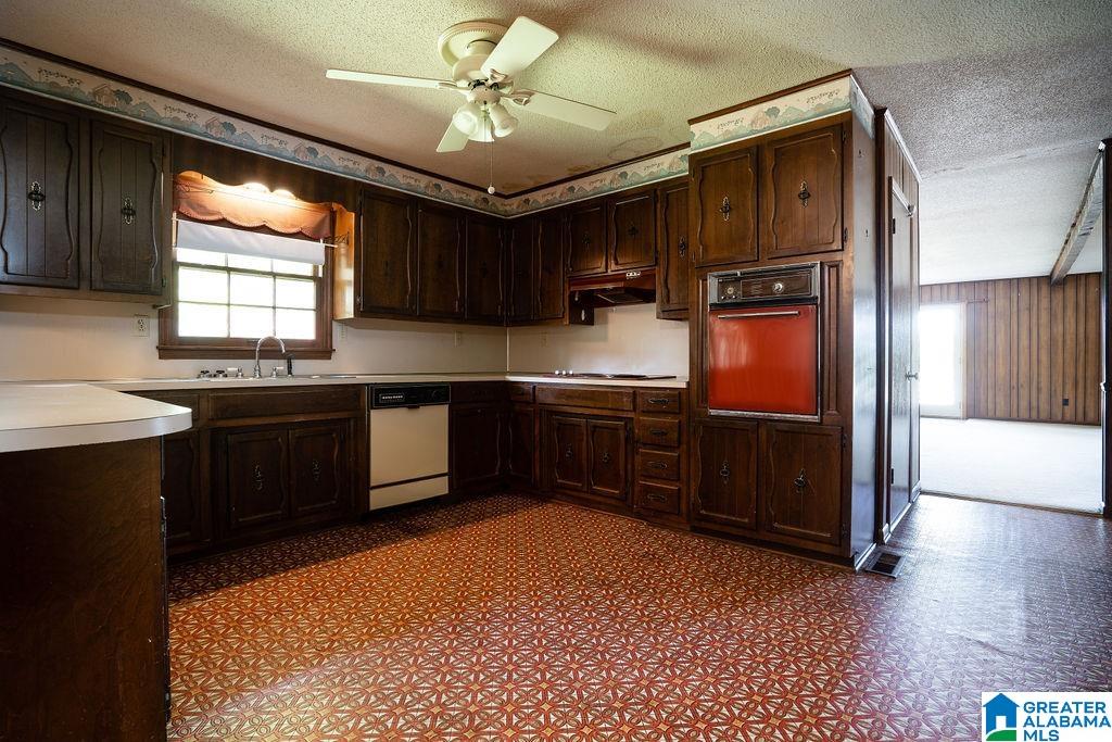102 Burgess Drive Springville, AL 35146 - Photo 7 of 46
