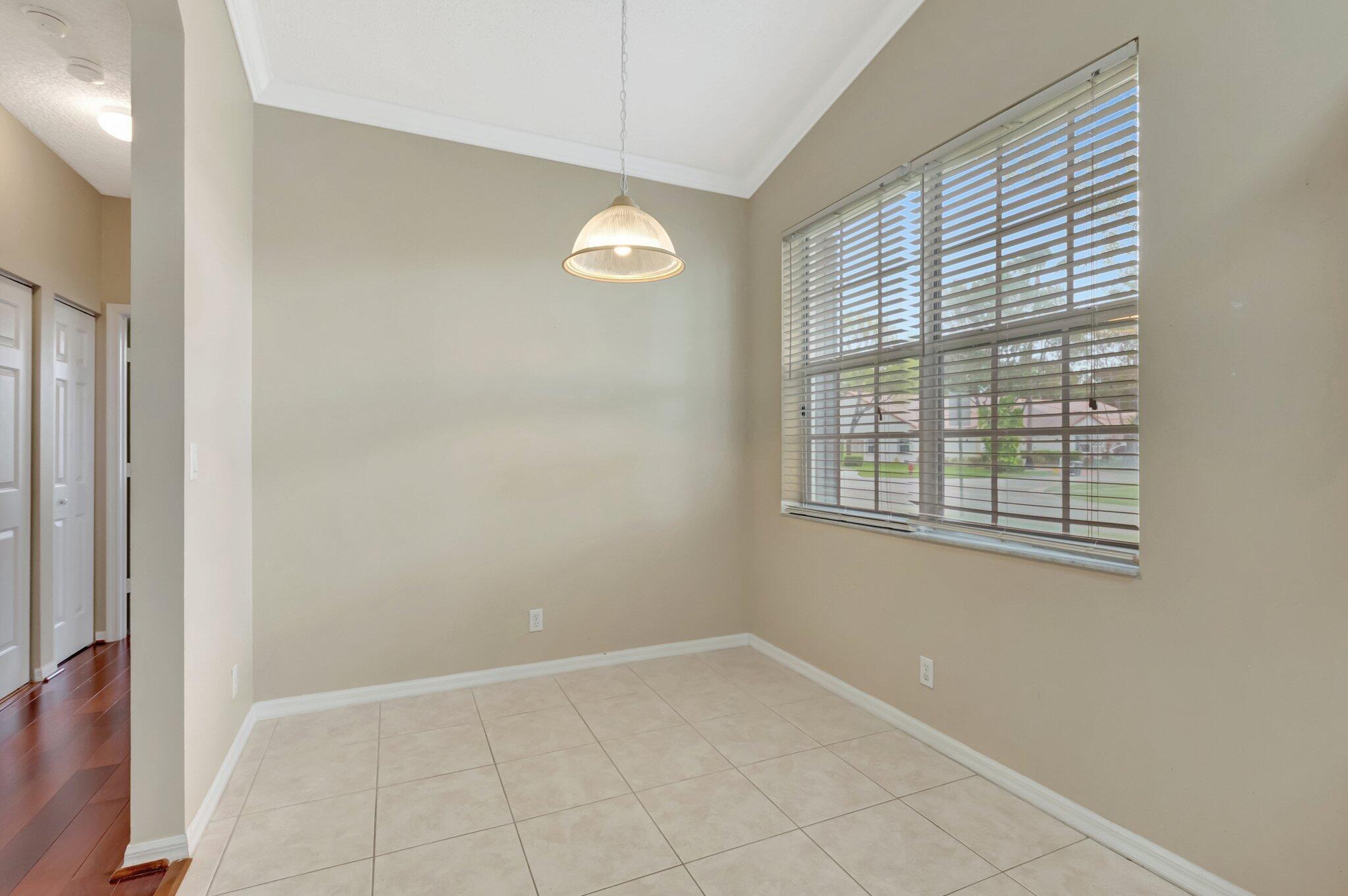 6152 Petunia Road Delray Beach, FL 33484 - Photo 11 of 30 EAT IN AREA
