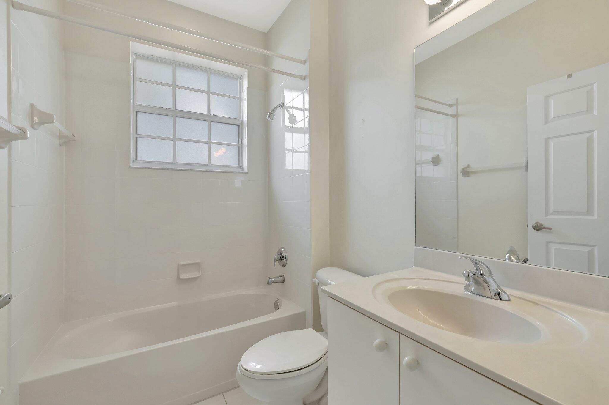 6152 Petunia Road Delray Beach, FL 33484 - Photo 16 of 30 GUEST BATH