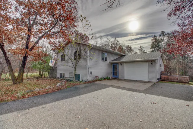 $315,000 | 7557 Fallen Leaf Circle, Pequot Lakes, MN 56472