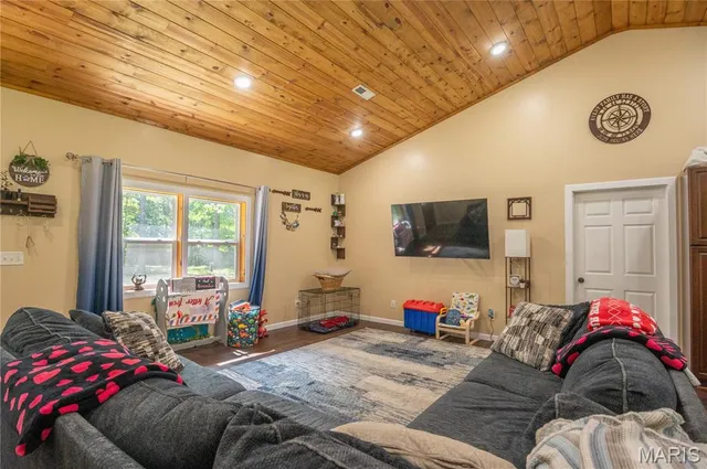 $384,900 | 243 Big Pine Road, Doniphan, MO 63935