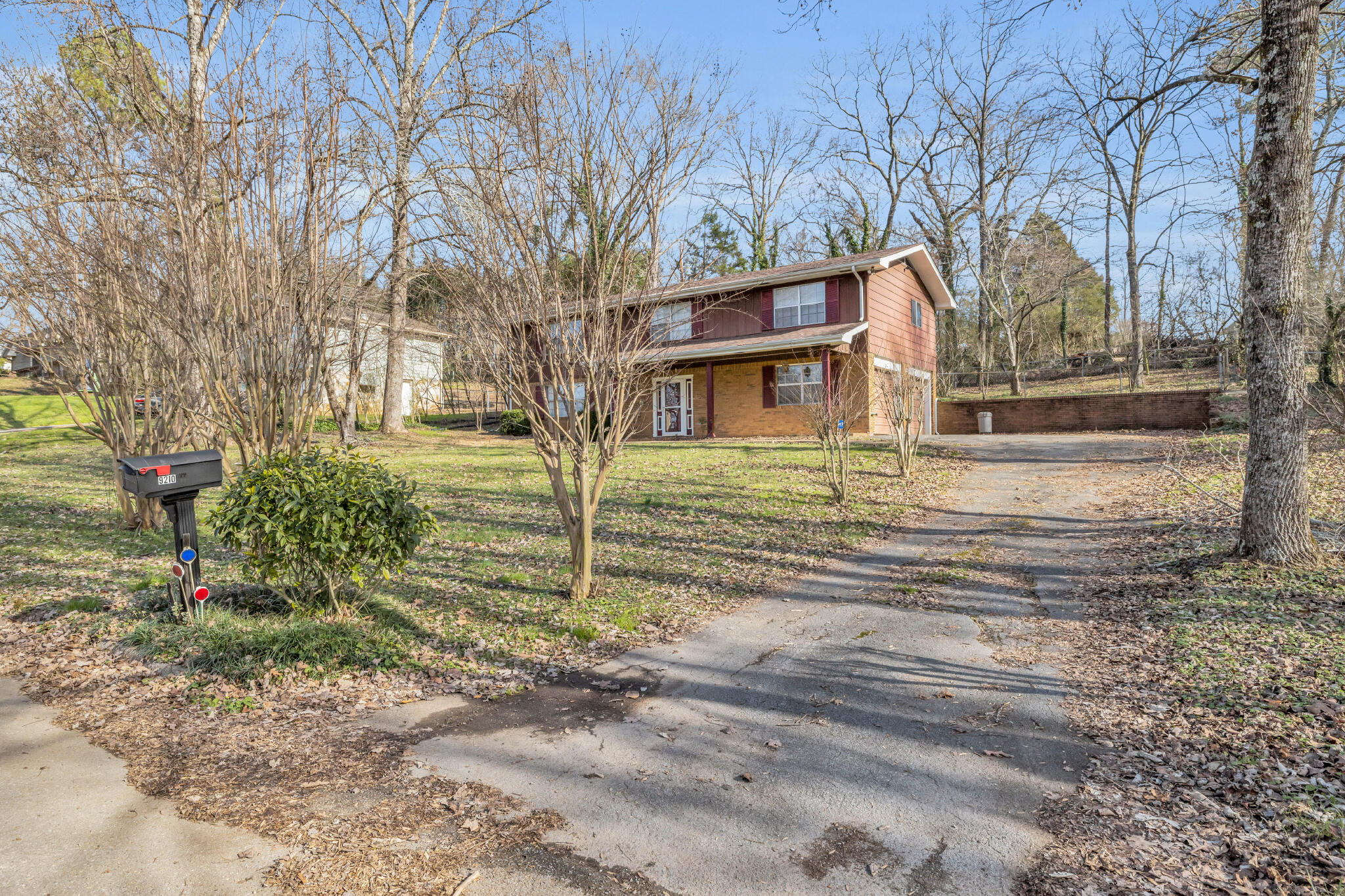 9210 River Oaks Road Harrison, TN 37341 - Photo 2 of 33 9210 River Oaks Rd
