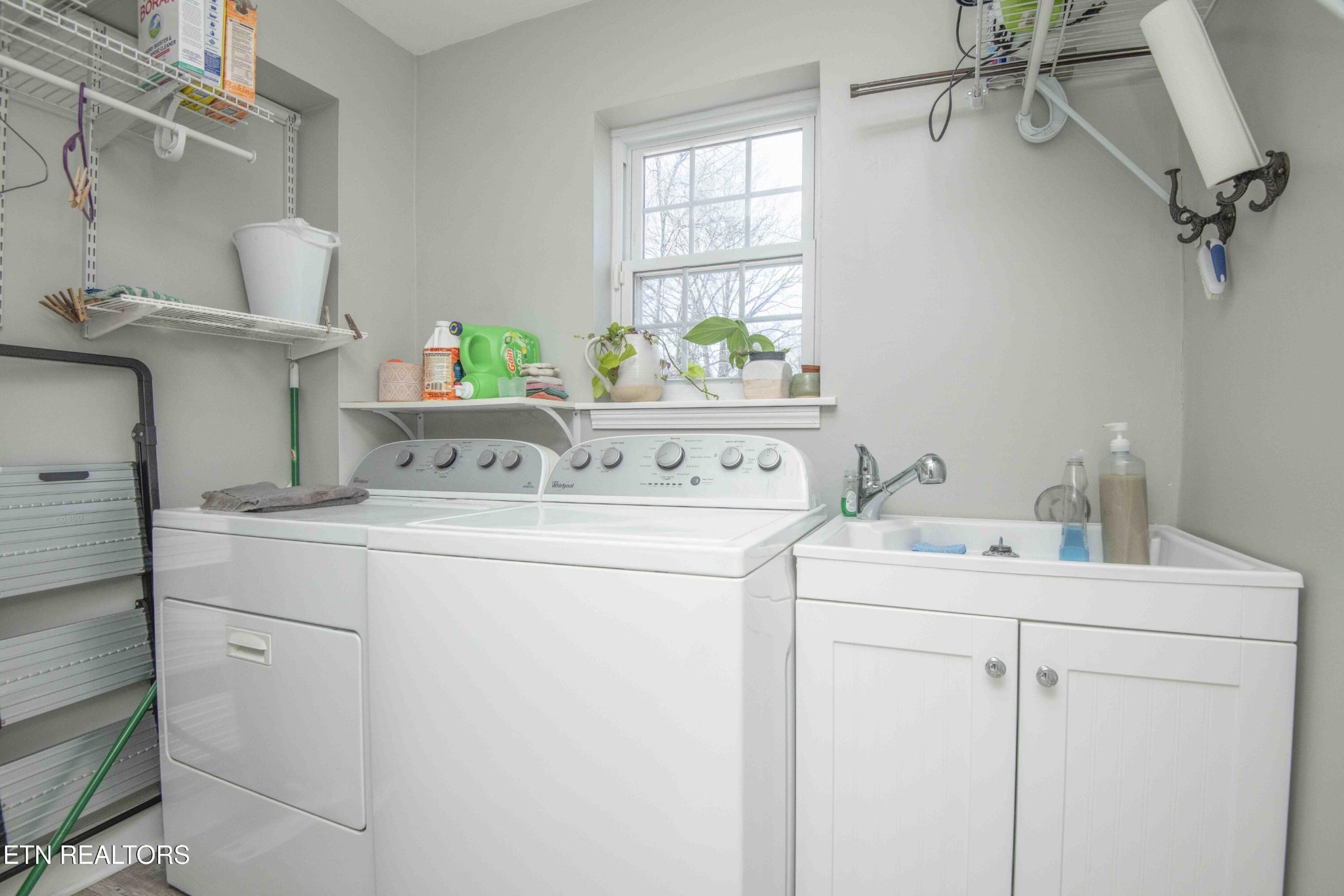 228 Wakefield Road Knoxville, TN 37922 - Photo 15 of 58 Gallery Image 15