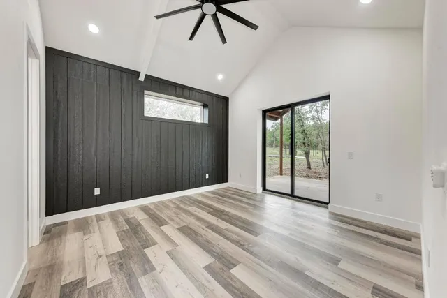 $799,999 | 4190 West Fm 243, Bertram, TX 78605