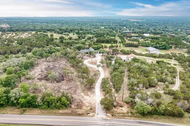 $799,999 | 4190 West Fm 243, Bertram, TX 78605