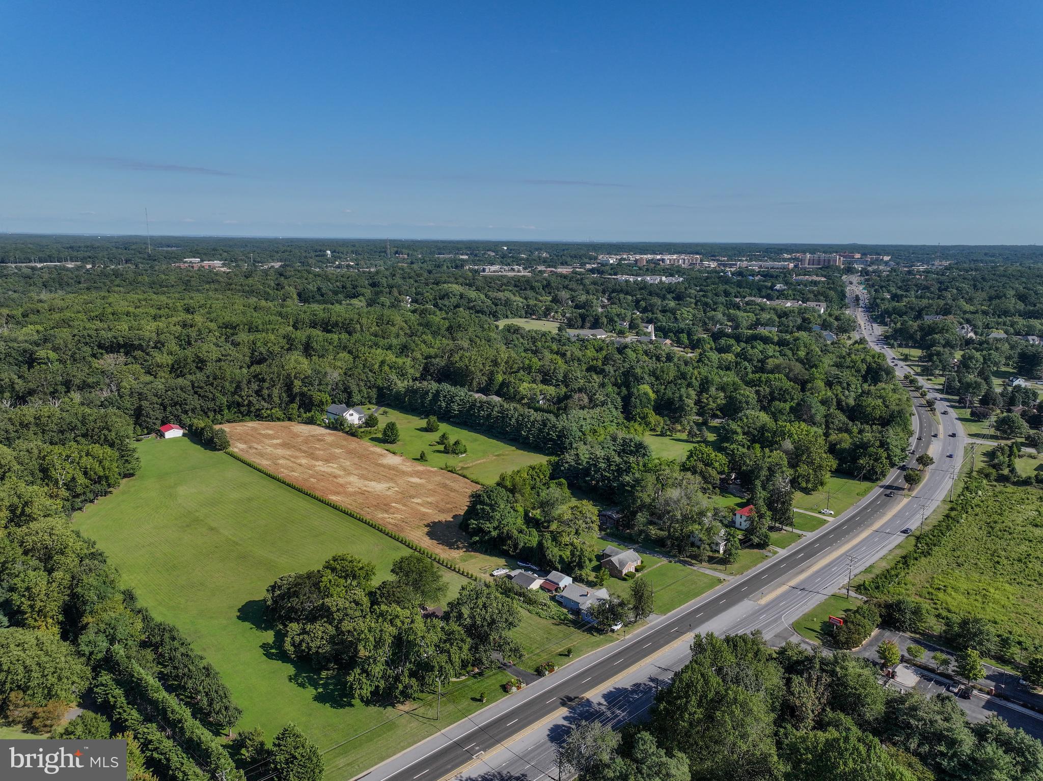 67 Wallace Manor Road Edgewater, MD 21037 - Photo 22 of 36 a view of a city