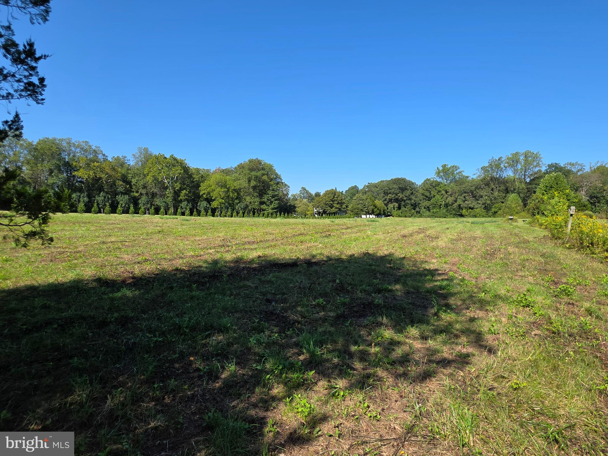 67 Wallace Manor Road Edgewater, MD 21037 - Photo 8 of 36 a view of outdoor space with mountain view