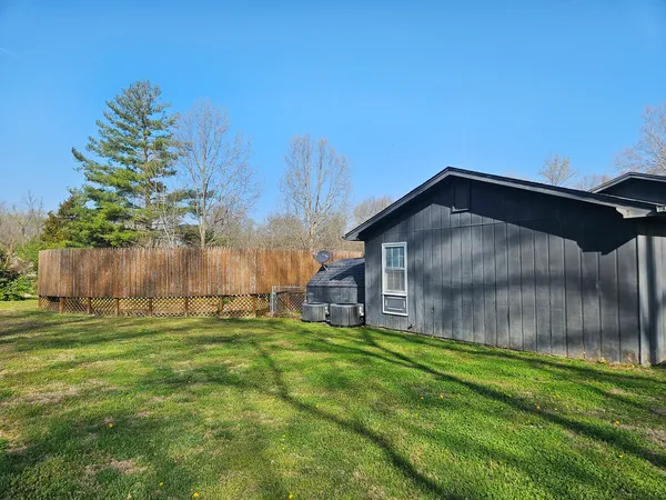 $255,000 | 9769 Stuyvesant Street, Benton, IL 62812