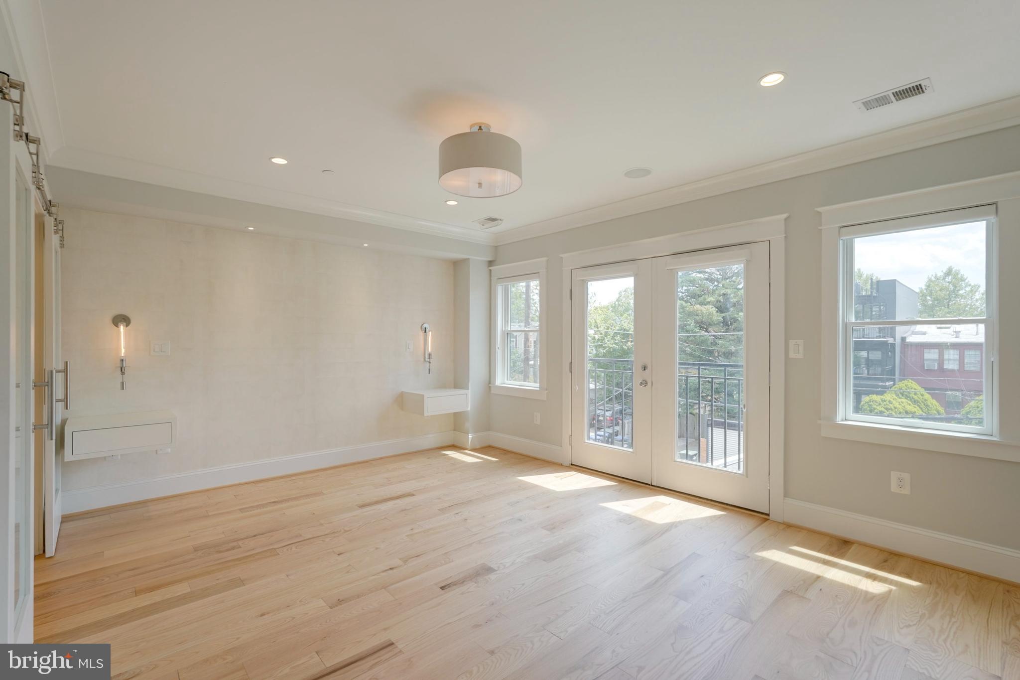 3616 T Street Northwest Washington, DC 20007 - Photo 15 of 49 a view of an empty room with a window