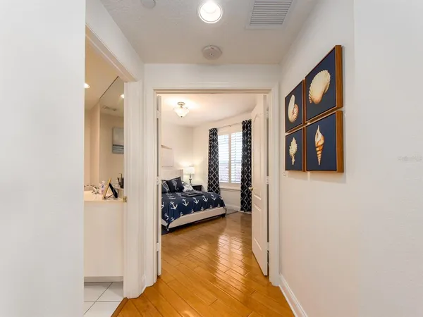 a view of a livingroom with furniture and entryway