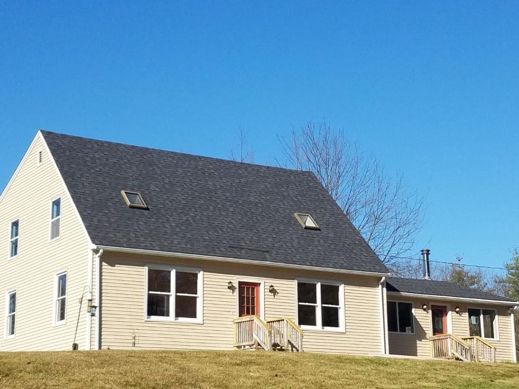 1271 Montalona Road Dunbarton, NH 03046 - Photo 1 of 30
