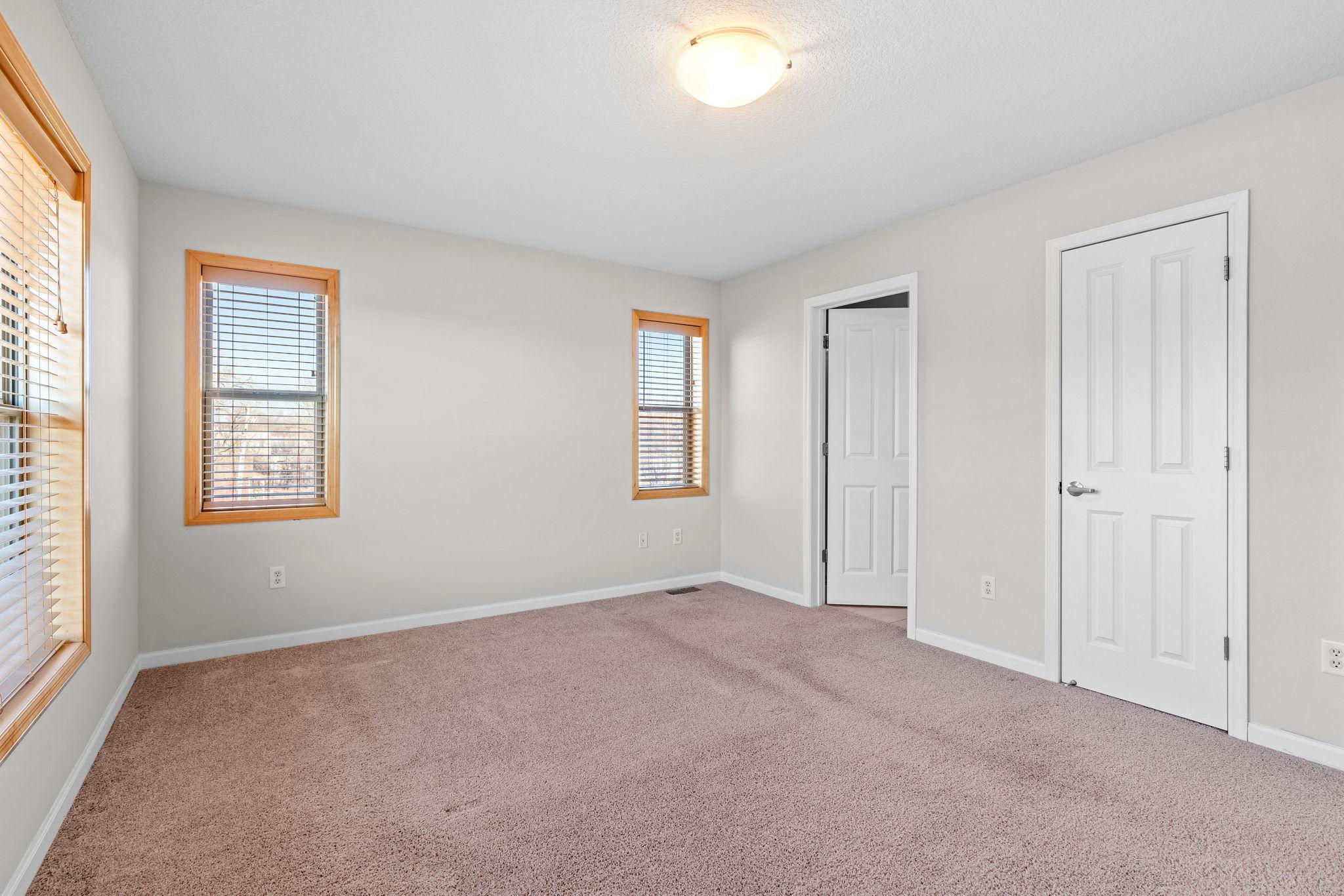 731 Mercer Street St. Paul, MN 55102 - Photo 20 of 39