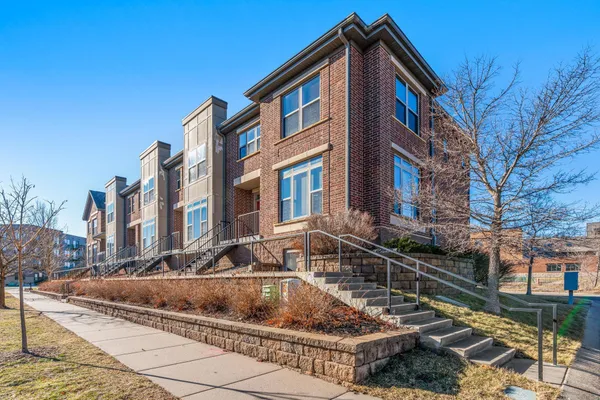 $2,995 | 731 Mercer Street, St. Paul, MN 55102