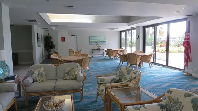 $450,000 | 2900 Northeast 14th Street Causeway, Unit 305, Pompano Beach, FL 33062