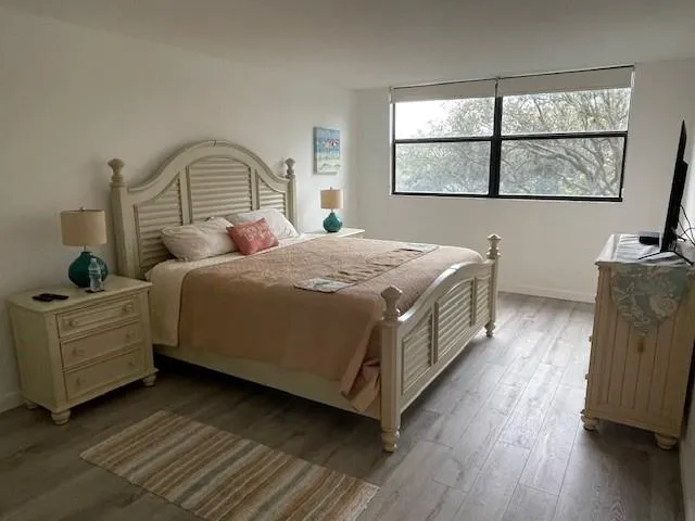 $450,000 | 2900 Northeast 14th Street Causeway, Unit 305, Pompano Beach, FL 33062